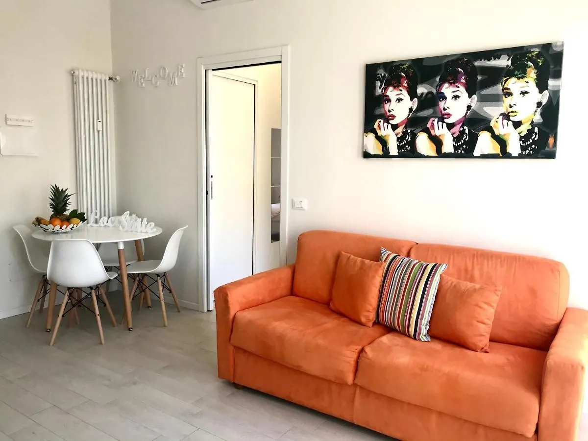 Locchi Suite_ Careggi/Meyer/Tramvia a due passi! Firenze Italia