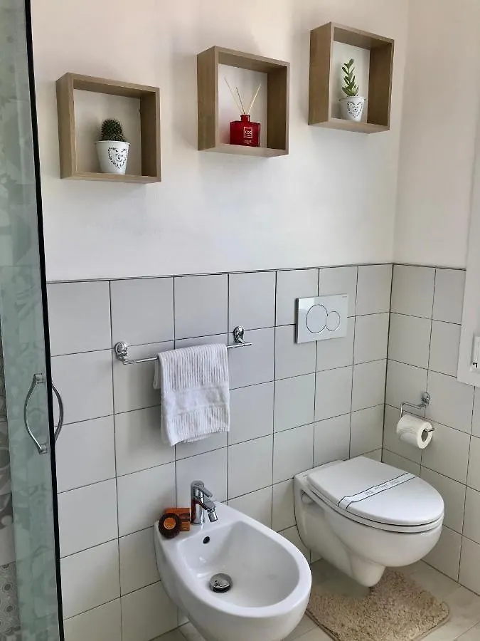 Appartamento Locchi Suite_ Careggi/Meyer/Tramvia a due passi! Firenze Italia